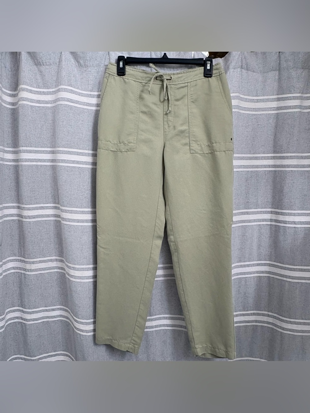 Chico's Light Green Modal Pull On Ankle Pants Size 00 (US 2)